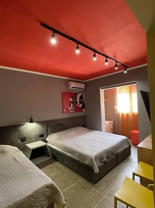 The House Of Colors Apartamento Tirana